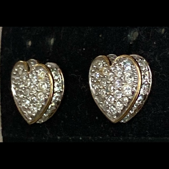 SWAROVSKI Signed Gold Tone Pavel Crystal Heart Earrings - Picture 8 of 15